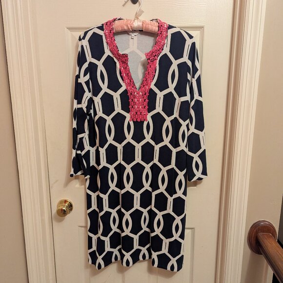 ⭐ Navy Blue Classic Lattice Print Shift Dress - Picture 1 of 5